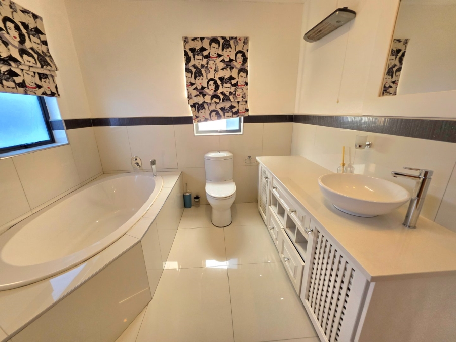 4 Bedroom Property for Sale in Eureka Free State